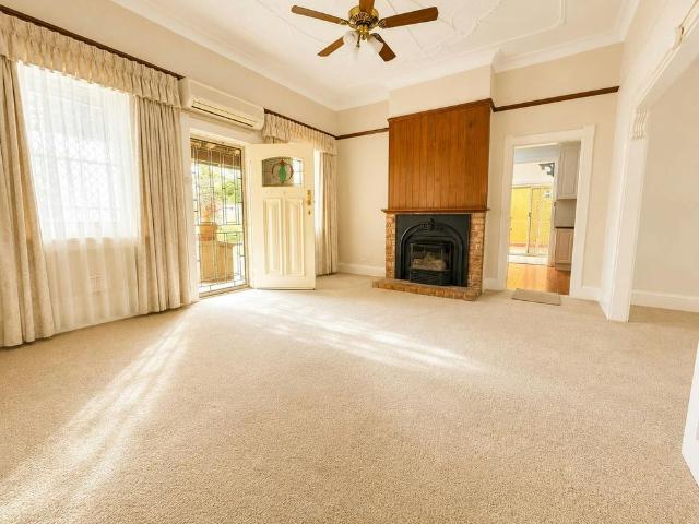 40 Orange Street, NSW 2870, Parkes