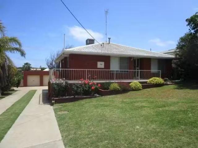 40 Pearse Road, Port Denison, WA 6525
