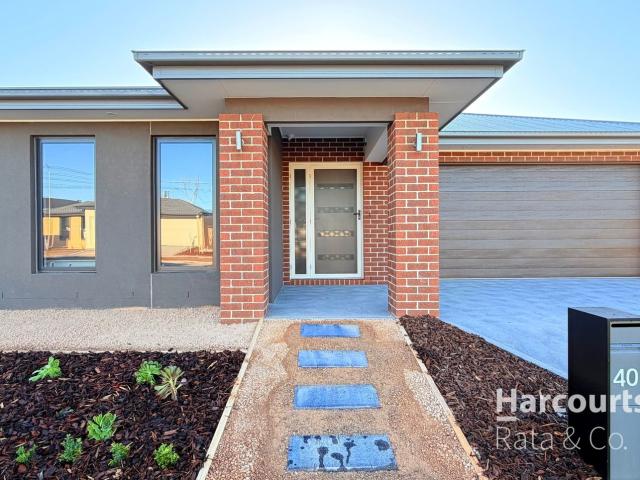 40 Plimsoll Street, Mickleham, VIC 3064