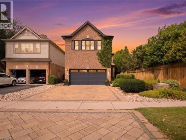 40 Premier Road, Waterdown, ON, L8B 0K7 house for sale | Listing ID 40861 | Royal LePage