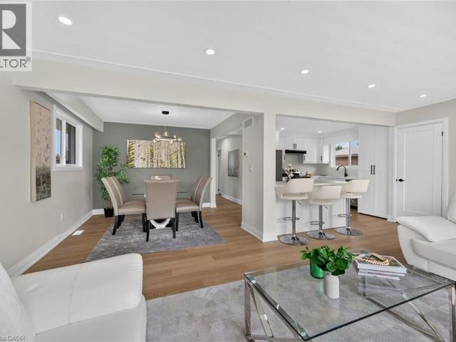 40 PURDY Crescent Unit# Upper, Hamilton, Ontario, L9A3B3