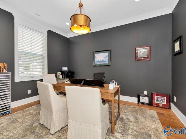 40 Ridge Bluff Circle