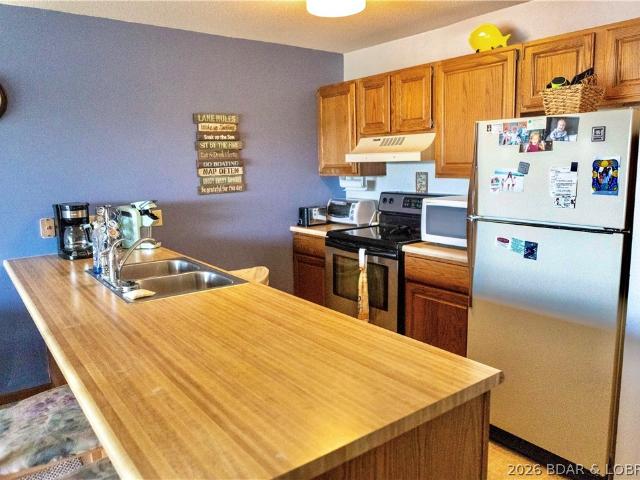 40 Robinwood Drive 2B