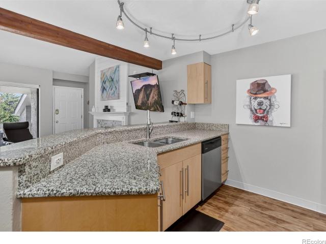 40 S Boulder Circle # 4034