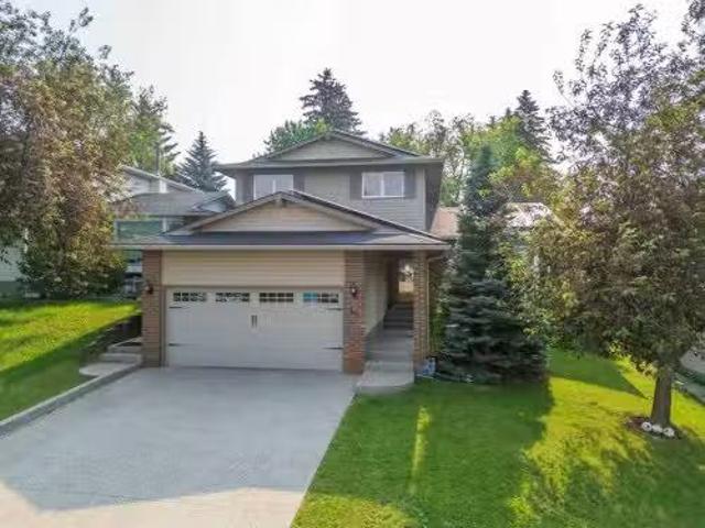 40 Silver Ridge Court Nw, Calgary, AB, T3B 4V5 house for sal.