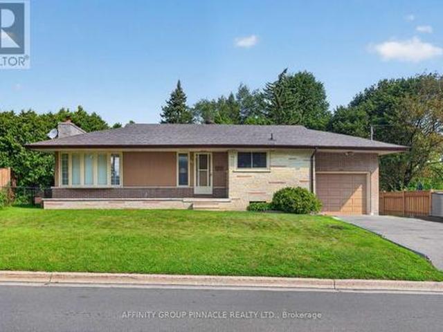 40 Switzer Drive, Oshawa Centennial, ON, L1G 3J1 house for sale | Listing ID E13675 | Royal LePage