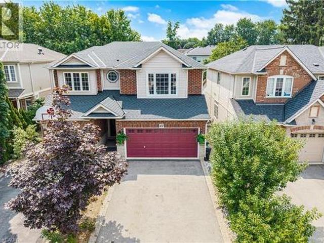 40 Sunnycroft Court, Hamilton, ON, L8B 0L3 house for sale | Listing ID 40856 | Royal LePage