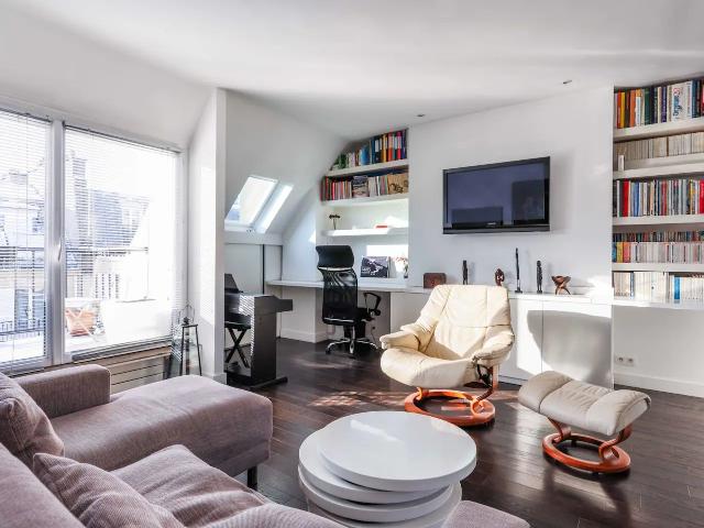40m2 flat close to the Sacré Cœur and the Palais Garnier