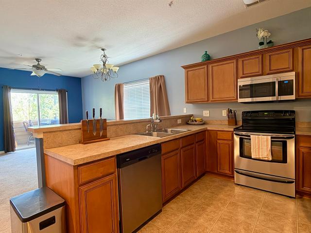 4104 Pinehurst Circle 2L