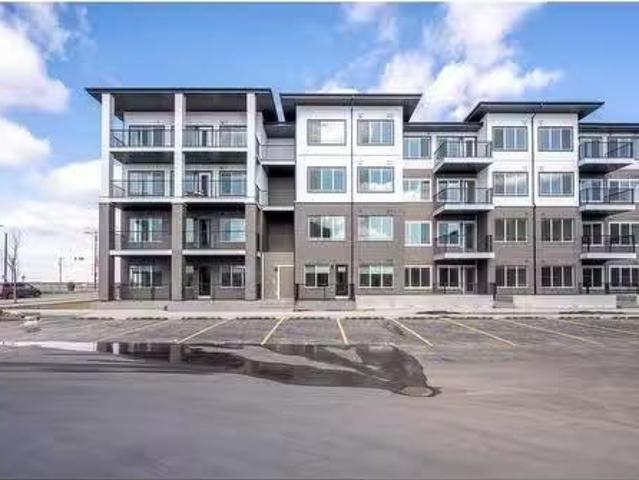 4104 6 Merganser Drive West, Chestermere, AB, T1X 2Y2 condo.