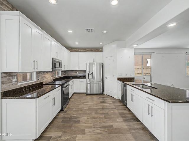 4105 e hoot owl trail