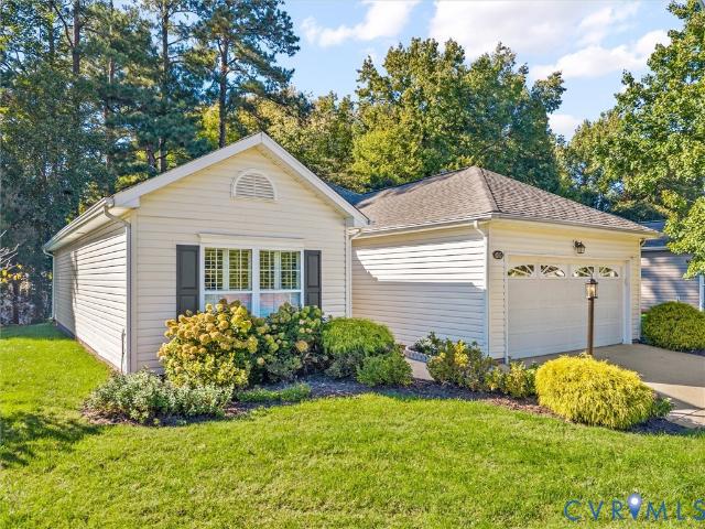 4105 English Holly Circle