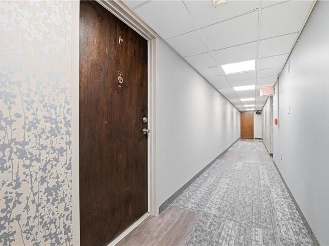 4106 Charlemagne Cir, Pittsburgh, PA 15237 | MLS #1741