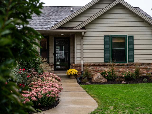 4106 W Southwood Dr