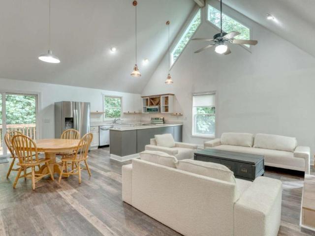 4107 Twiggs Drive 3,4, AND 5