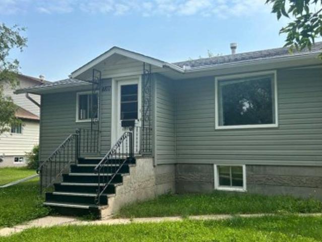 4107 50 Avenue, Camrose, AB, T4V 0P7 house for sale | Listing ID A2334 | Royal LePage