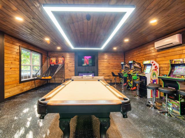 4108 Fox Hunters Lane