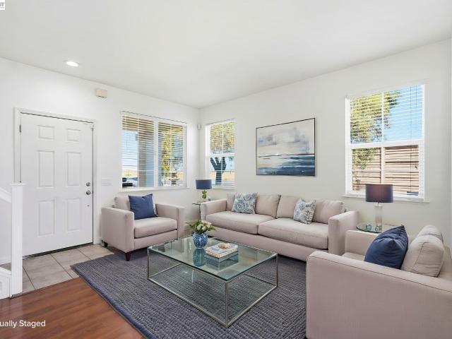 4108 Regatta Dr