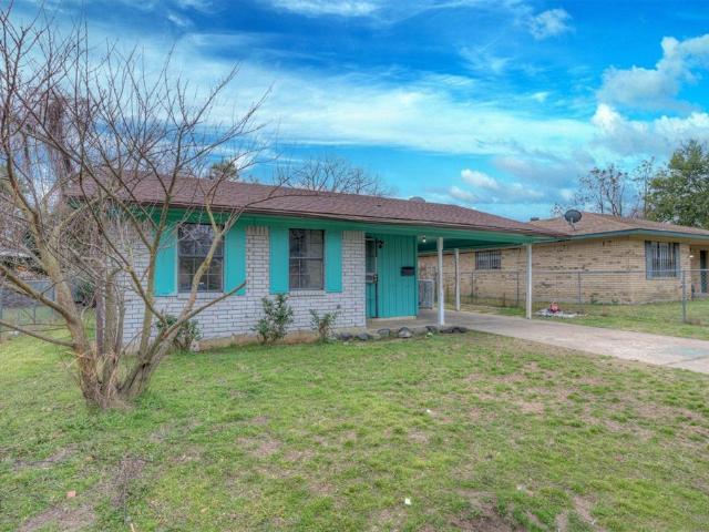 4109 Forest Oak Dr