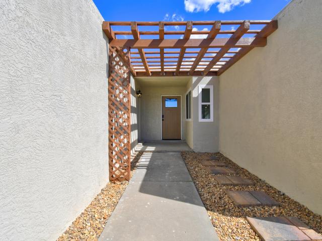 4100 Cibola Village Drive NE