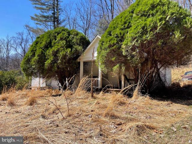 4100 Heards Lane