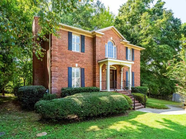 4100 Heritage Oaks Circle