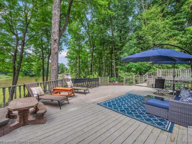 4100 Waterland W Drive