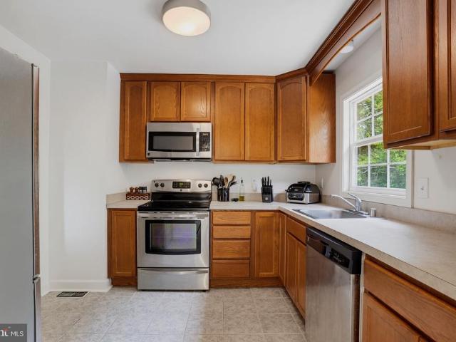 41012 Oakville Road