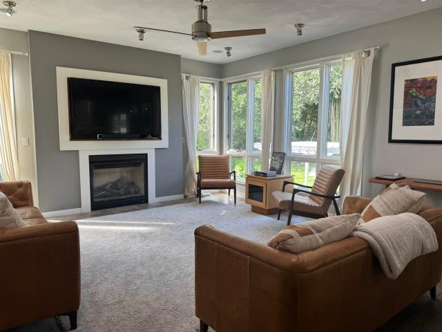 4101 Castlemoor Drive