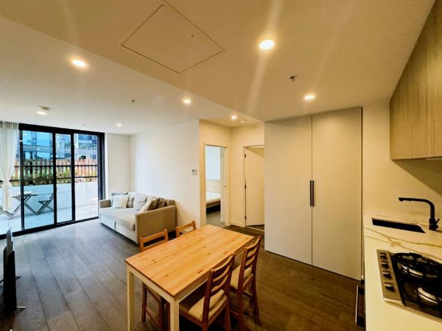 410/393 Spencer Street, Melbourne