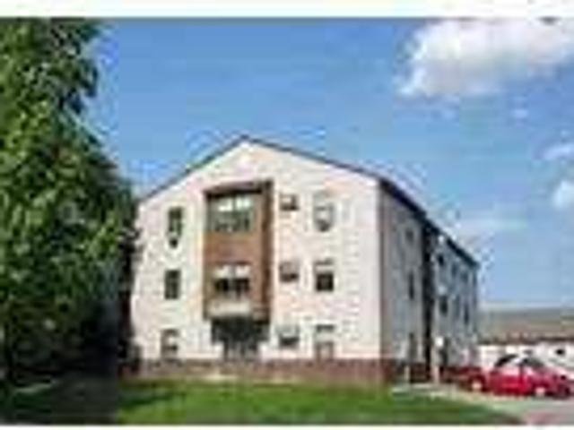 $410 / 3br Washer and Dryer in apartment 3br bedroom