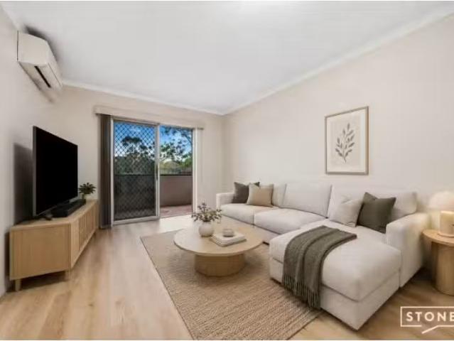 4/10 12 Albert Street, North Parramatta Apartment for rent Li.