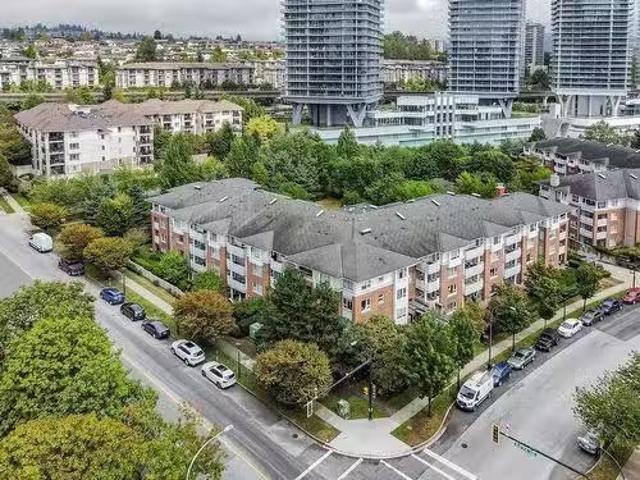 410 4723 Dawson Street, Burnaby, BC, V5C 0A7 Single Family P.