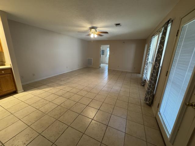 410 Castlewood Ln