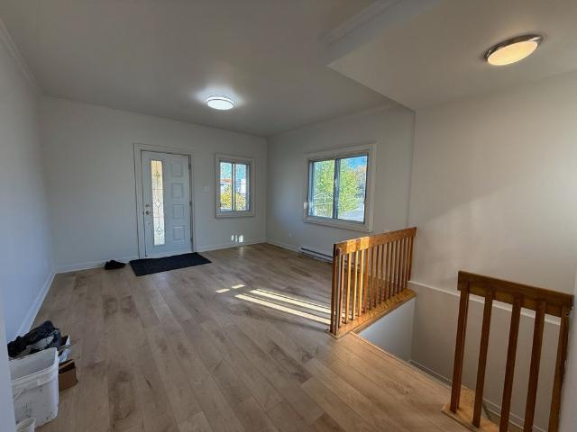 410 Av. Dunn