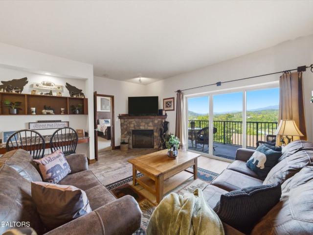 410 Big Bear Way 3004