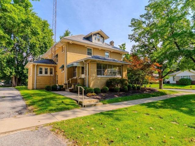 410 E 3rd St, North Manchester, IN 46962