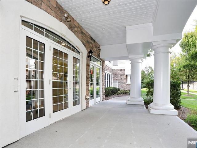 410 Four Seasons Lane