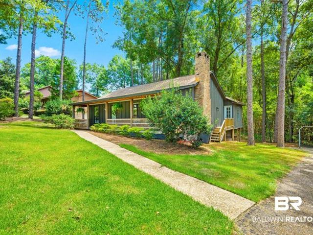 410 Frederick Ave, Fairhope, AL 36532