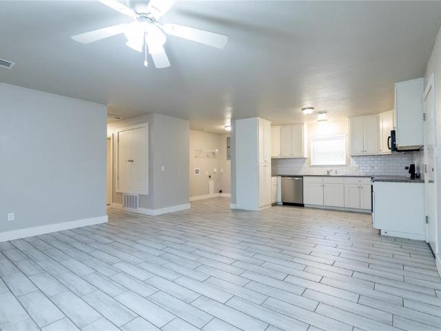 410 Hoover Circle