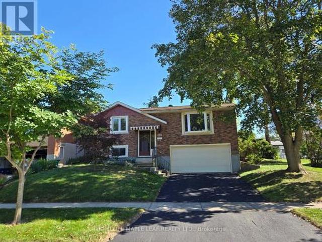 410 Lakeview Drive, Waterloo, ON, N2L 4Z6 house for sale | Listing ID X13813 | Royal LePage