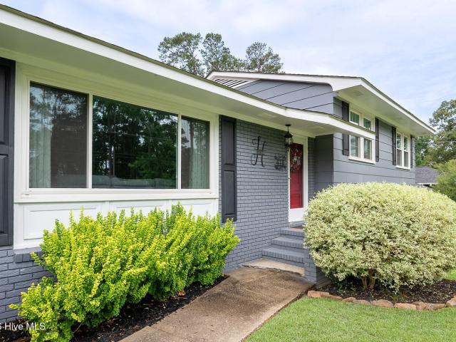 410 Sheffield Circle