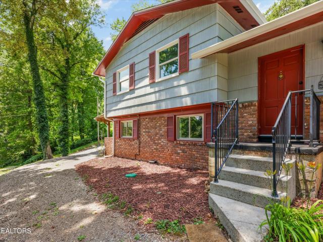 410 Sherwood Estates Circle
