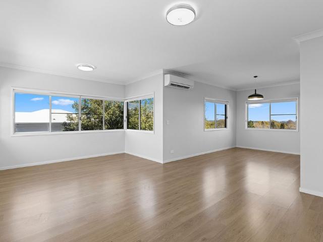 4/10 Spieker Street, Mount Lofty