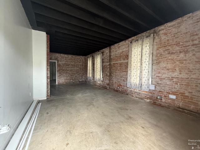 410 Perry Street