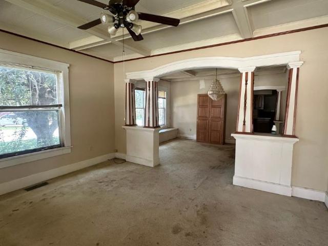410 W Jackson Street W
