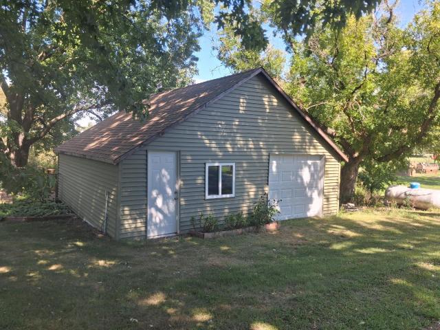 410 W Pleasant Avenue