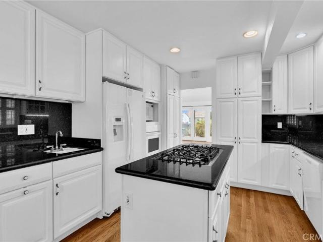 4114 Artesia Boulevard, Torrance, US, CA
