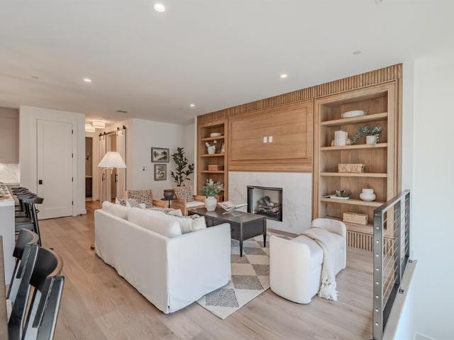 4114 Emerson Avenue # 2