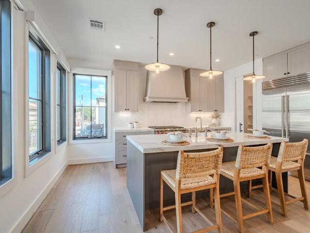 4114 Emerson Avenue # 4